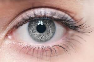 سابلیمینال چشم خاکستری